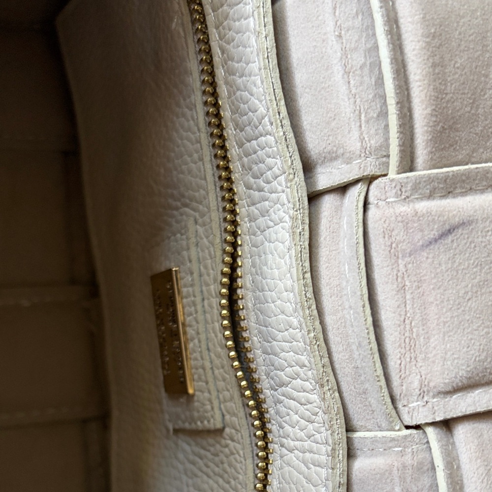 Bottega Veneta inspired Leather Woven Crossbody Bag - Picture 6 of 14
